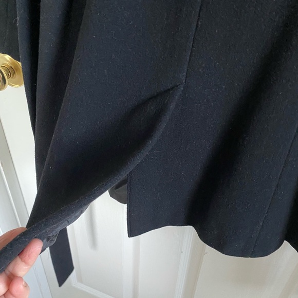 Wool coat - Picture 11 of 16